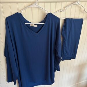 EUC Zenana Outfitters Loungewear Set